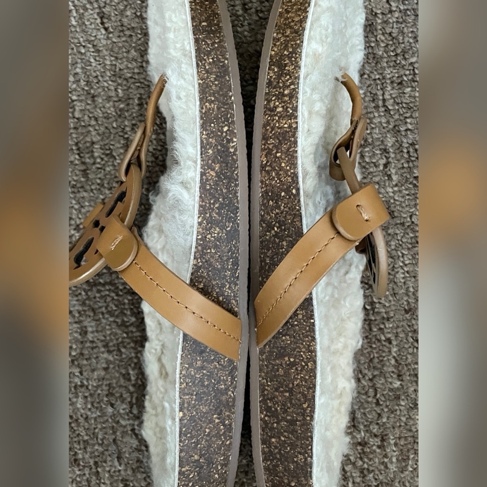 Tory Burch Miller Cloud Shearling Thong Sandals - Picture 2 of 4